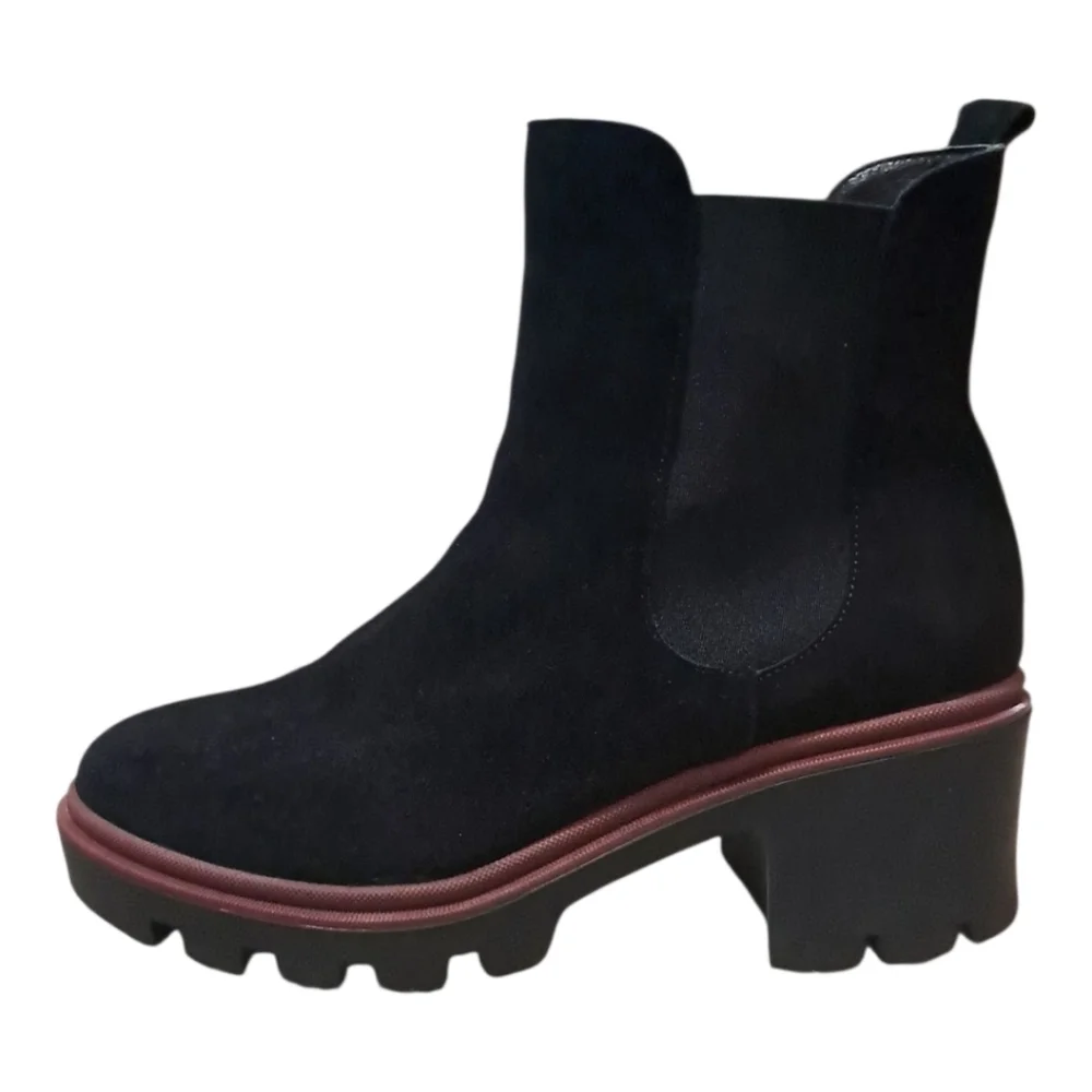 Antonio de Faria Black Suede Chelsea Boots – EU 39 / US 8 – Portugal Made - Picture 10 of 16